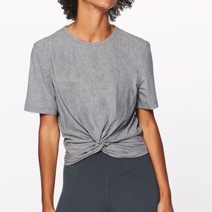 Crescent Tee in Heathered Medium Grey